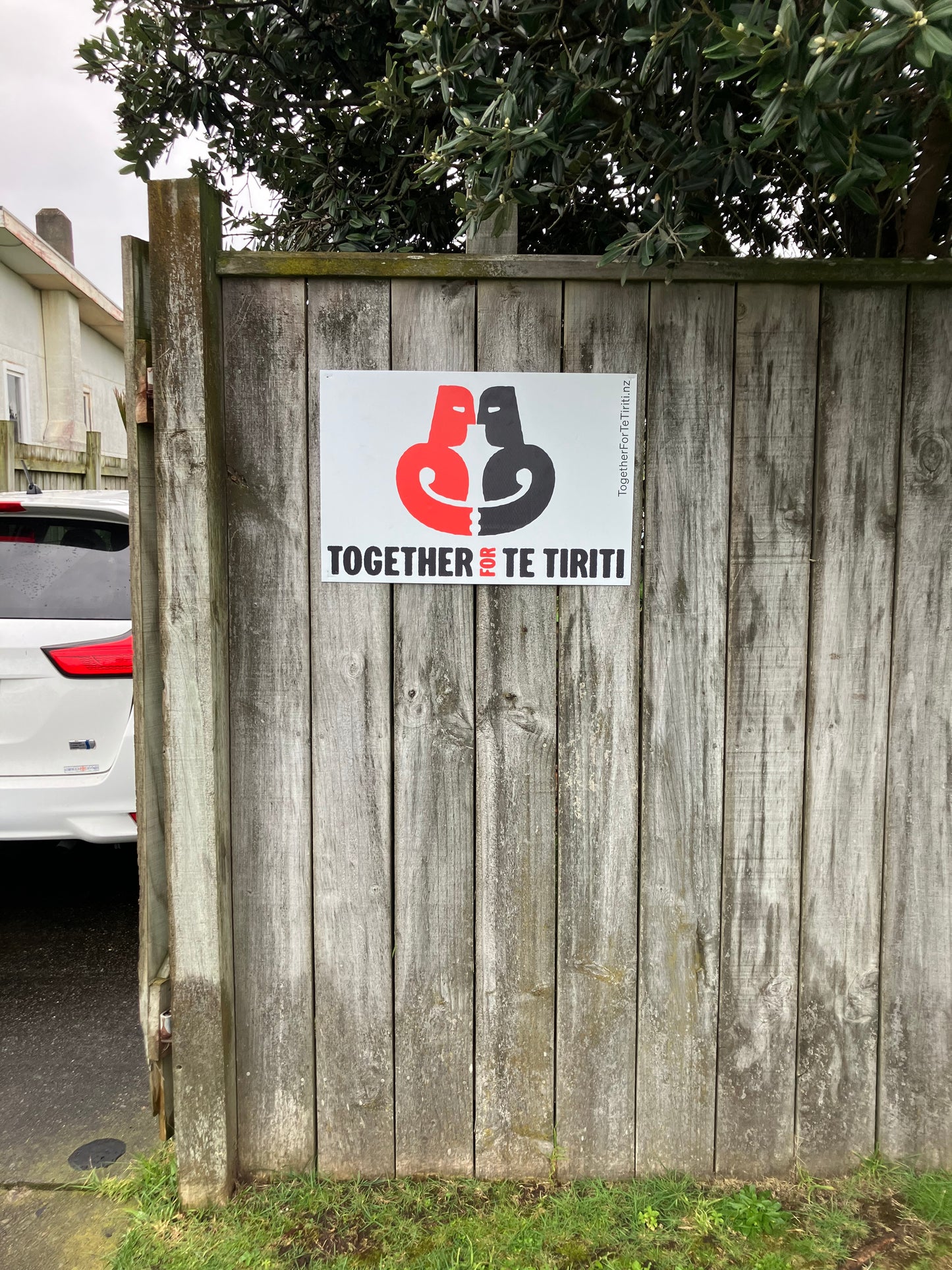 Placard: Small (600 x 400mm)
